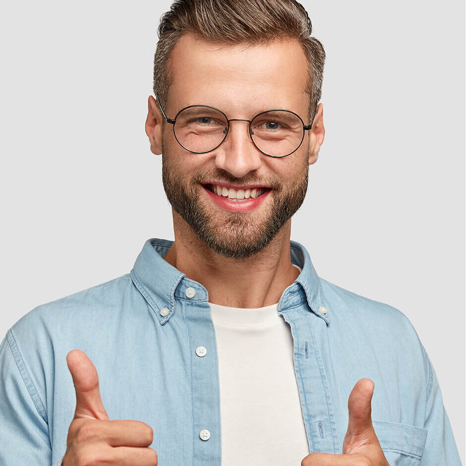 handsome-bearded-guy-posing